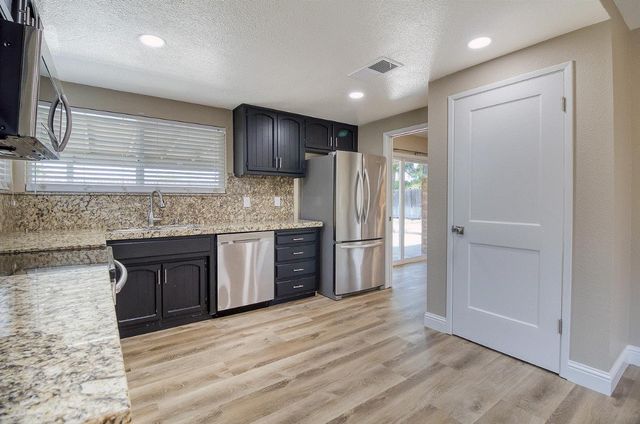 2505 Marguerite Way, Ceres, CA 95307