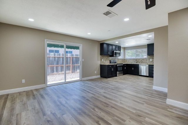 2505 Marguerite Way, Ceres, CA 95307