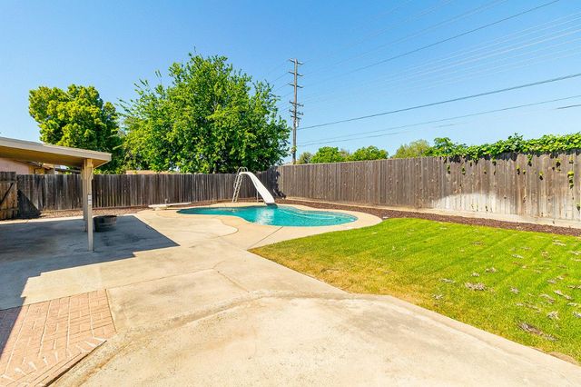 2505 Marguerite Way, Ceres, CA 95307