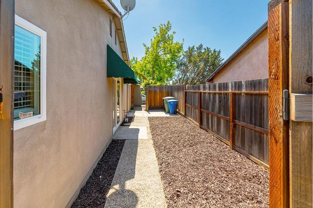 2505 Marguerite Way, Ceres, CA 95307