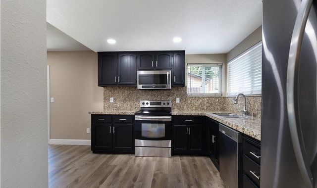 2505 Marguerite Way, Ceres, CA 95307