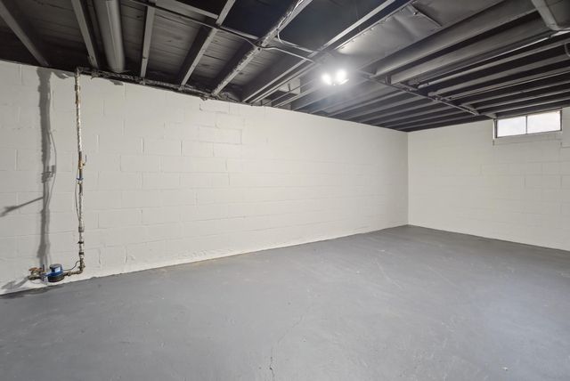 340 N California Street, Hobart, IN 46342