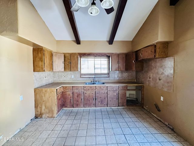 321 2nd Street, Sunland Park, NM 88063