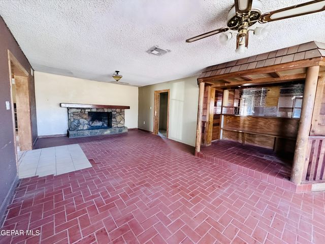 321 2nd Street, Sunland Park, NM 88063