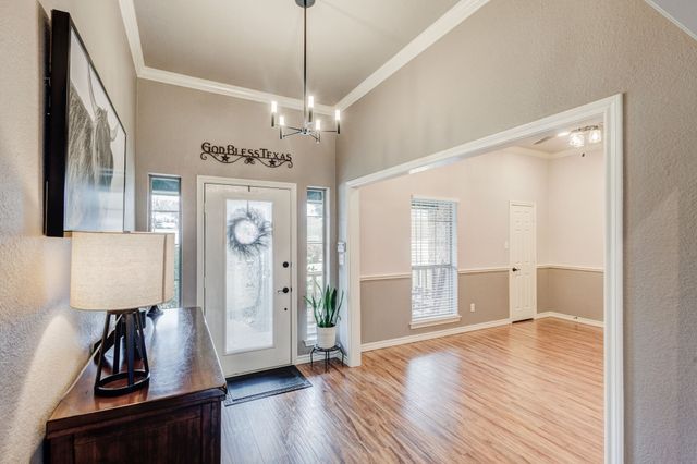 6609 Silver Oak Lane, Fort Worth, TX 76135