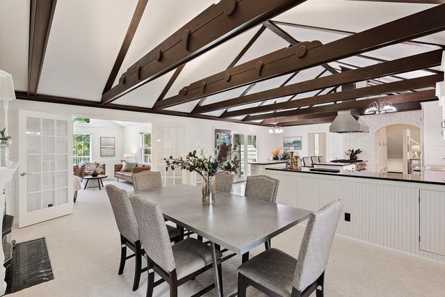6630 Horseshoe Curve, Chanhassen, MN 55317