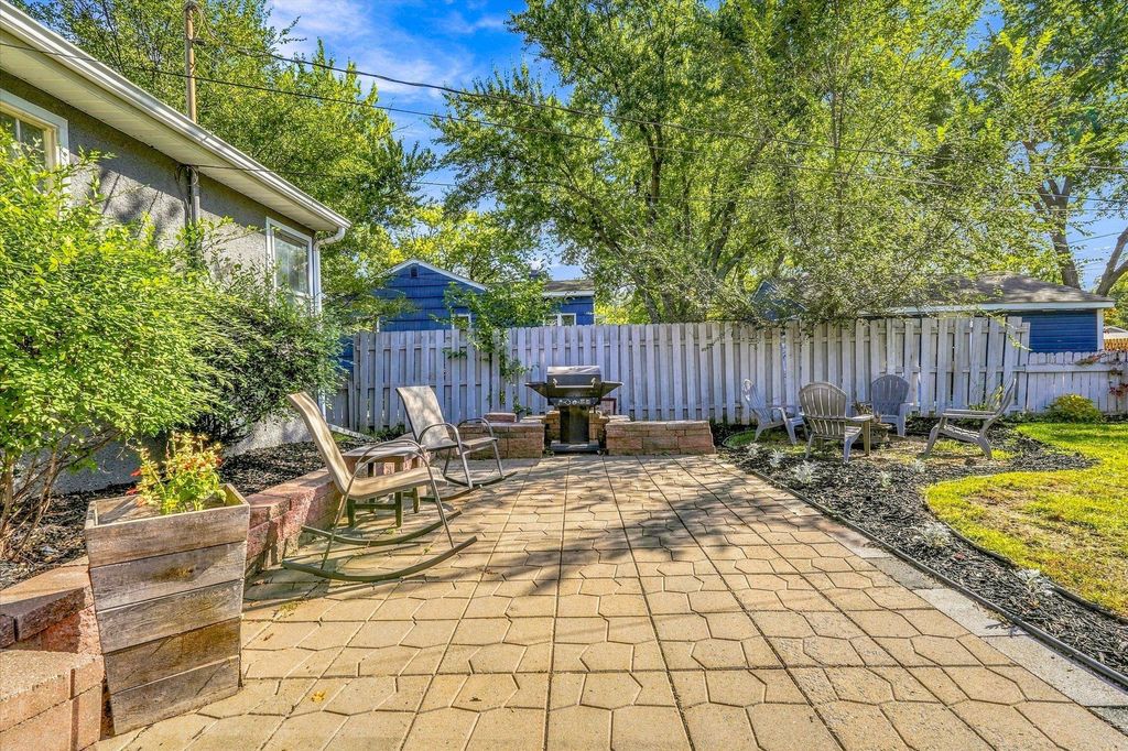 1812 9th Street, White Bear Lake, MN 55110 — photo 3