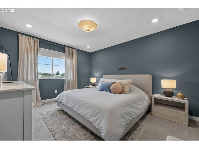12875 Sw ICEFALL Ter, Beaverton, OR 97007