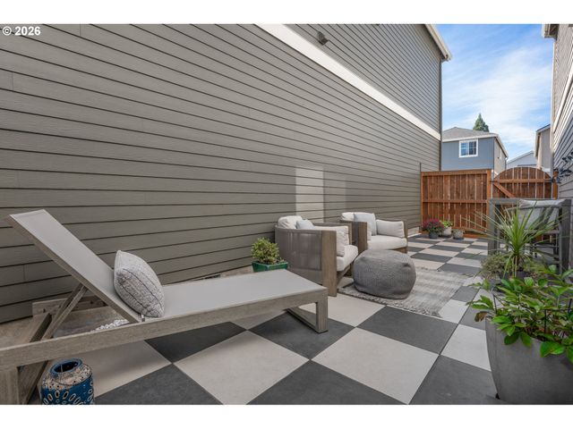 12875 Sw ICEFALL Ter, Beaverton, OR 97007