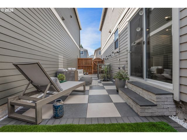 12875 Sw ICEFALL Ter, Beaverton, OR 97007