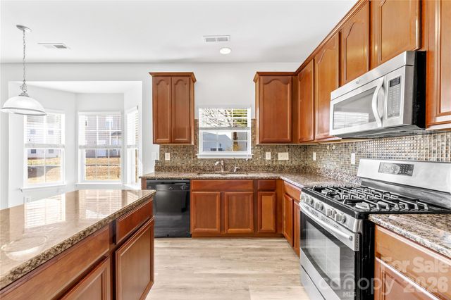 2704 Piersland Drive, Matthews, NC 28104