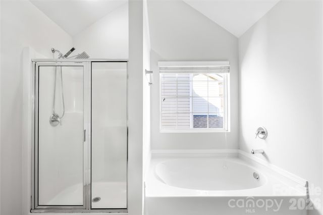 2704 Piersland Drive, Matthews, NC 28104