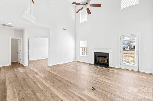 2704 Piersland Drive, Matthews, NC 28104