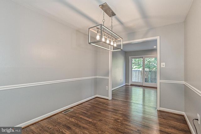 7046 LEESTONE ST, Springfield, VA 22151