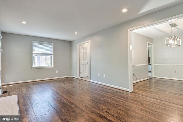 7046 LEESTONE ST, Springfield, VA 22151