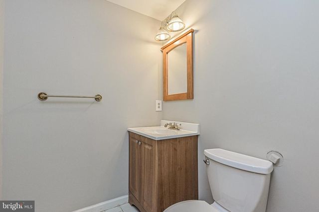 7046 LEESTONE ST, Springfield, VA 22151