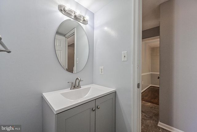 7046 LEESTONE ST, Springfield, VA 22151