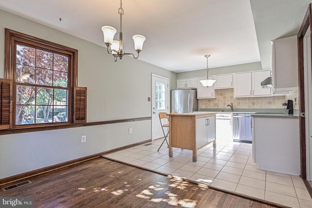 7046 LEESTONE ST, Springfield, VA 22151