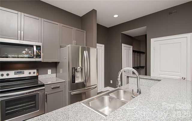 115 E Park Avenue 313, Charlotte, NC 28203