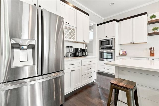 435 Cambria Lane SW, Lilburn, GA 30047