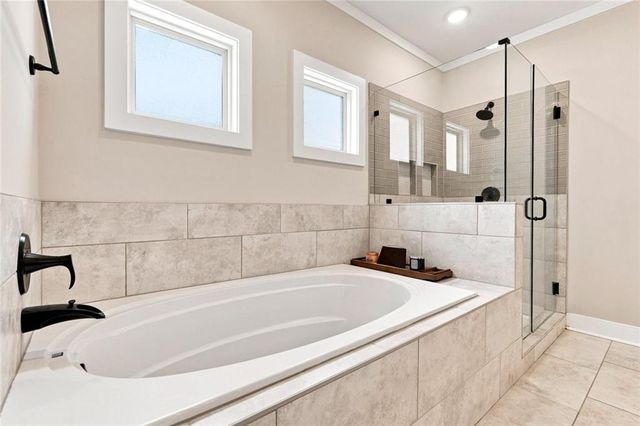 435 Cambria Lane SW, Lilburn, GA 30047