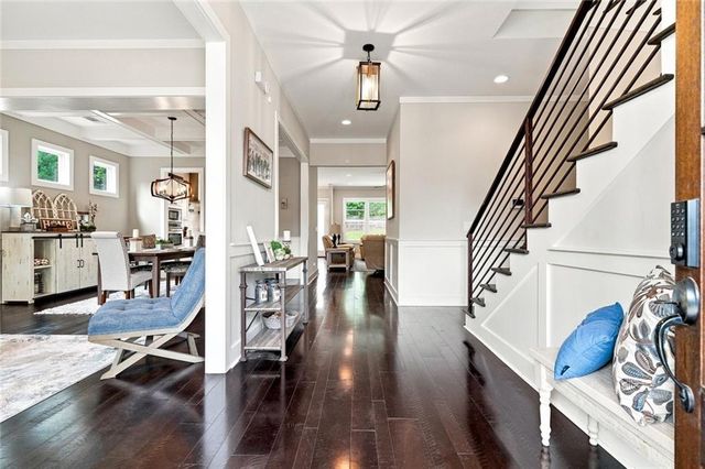 435 Cambria Lane SW, Lilburn, GA 30047