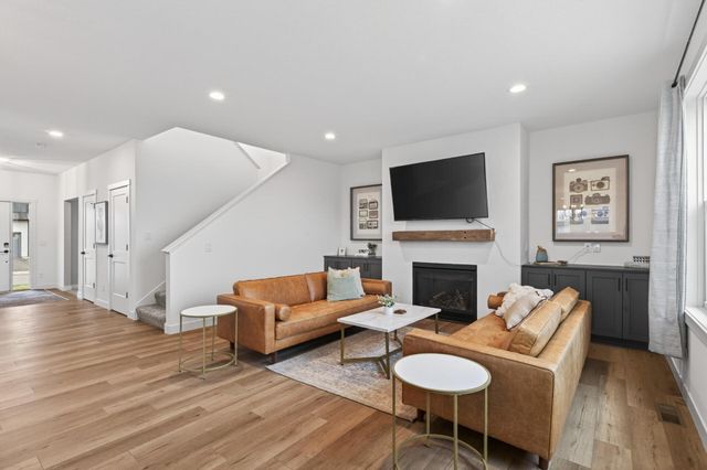 9985 14th Circle NE, Saint Michael, MN 55376