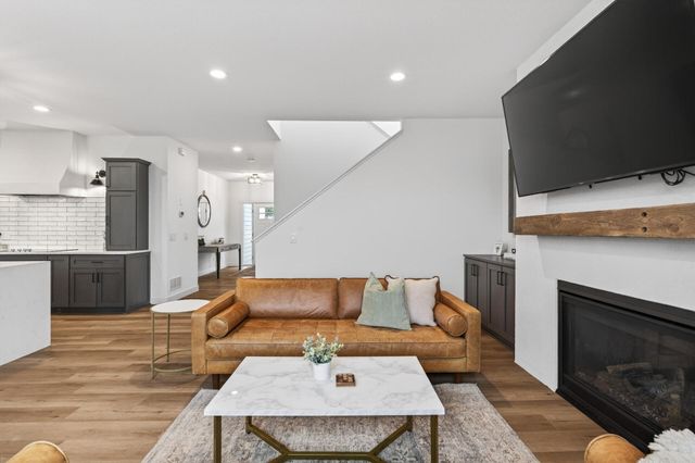 9985 14th Circle NE, Saint Michael, MN 55376