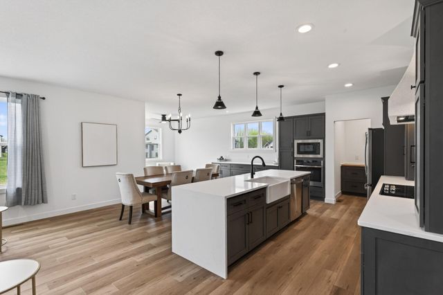 9985 14th Circle NE, Saint Michael, MN 55376