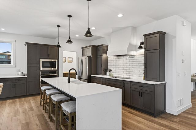 9985 14th Circle NE, Saint Michael, MN 55376