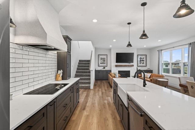 9985 14th Circle NE, Saint Michael, MN 55376