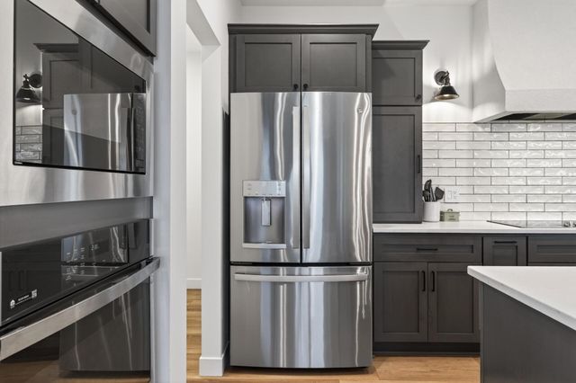 9985 14th Circle NE, Saint Michael, MN 55376