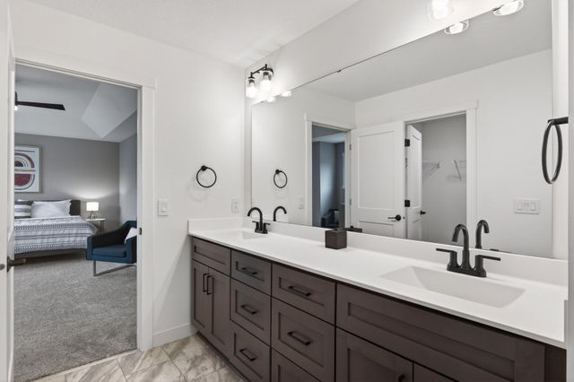 9985 14th Circle NE, Saint Michael, MN 55376