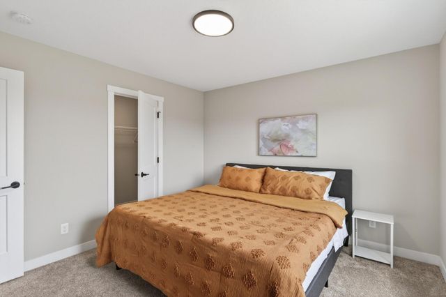 9985 14th Circle NE, Saint Michael, MN 55376