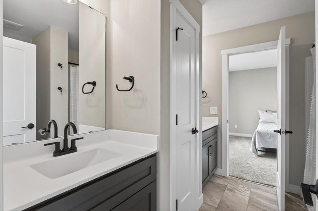 9985 14th Circle NE, Saint Michael, MN 55376