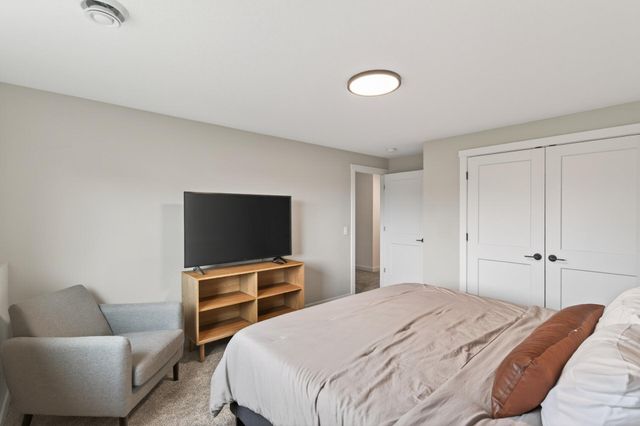 9985 14th Circle NE, Saint Michael, MN 55376