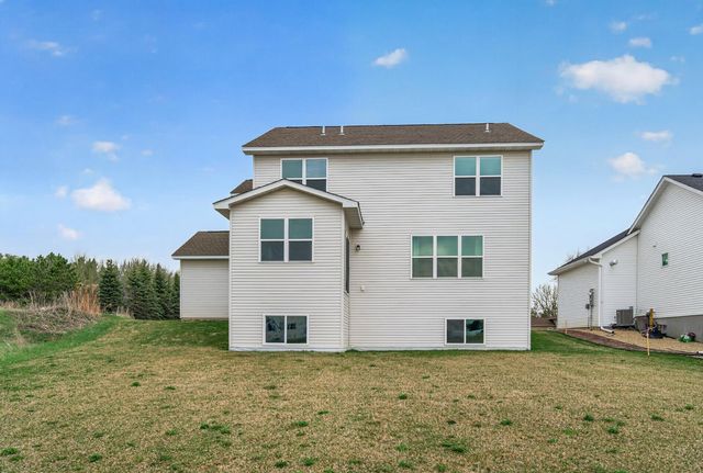 9985 14th Circle NE, Saint Michael, MN 55376