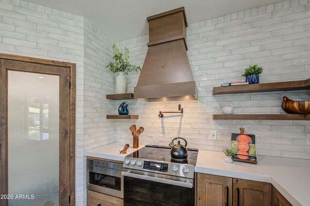 1165 E HARRISON Street, Gilbert, AZ 85295