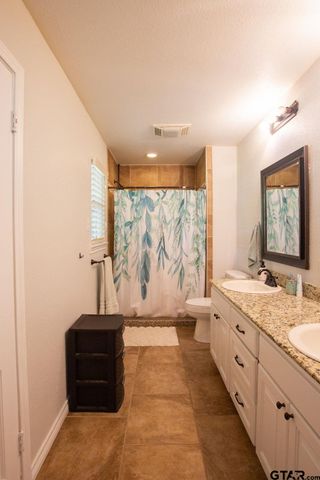 2110 Inwood Cir, Tyler, TX 75701