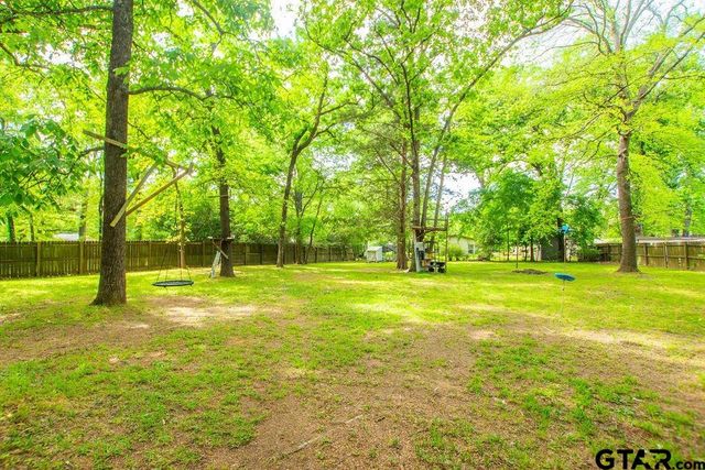 2110 Inwood Cir, Tyler, TX 75701