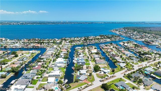 5326 Bayshore AVE, Cape Coral, FL 33904