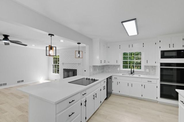 120 NW Westwood Drive, Marietta, GA 30064