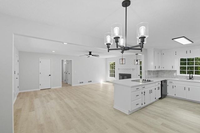 120 NW Westwood Drive, Marietta, GA 30064