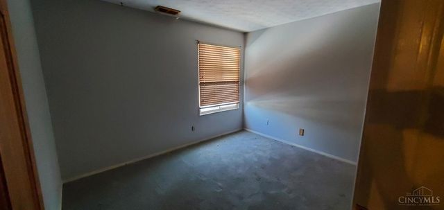 1000 E Crescentville, West Chester, OH 45246