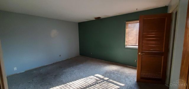 1000 E Crescentville, West Chester, OH 45246