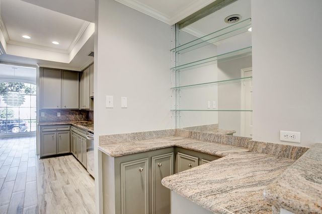 7527 Del Monte Drive, Houston, TX 77063