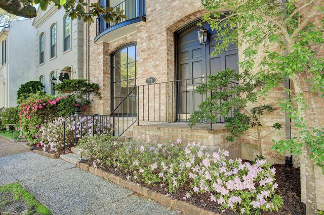 7527 Del Monte Drive, Houston, TX 77063