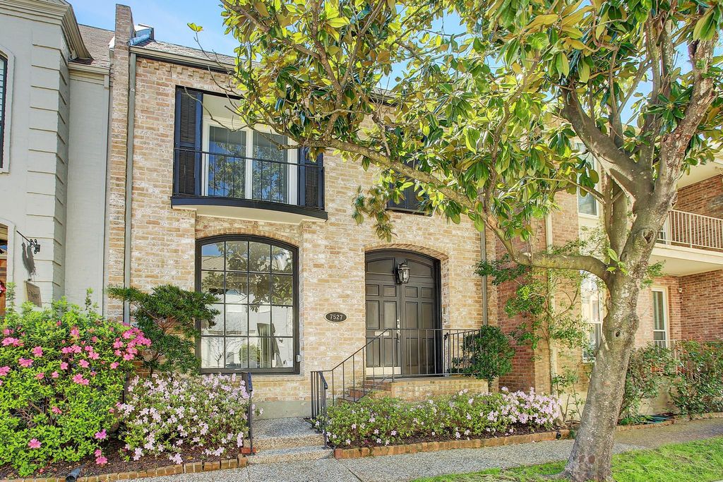 7527 Del Monte Drive, Houston, TX 77063