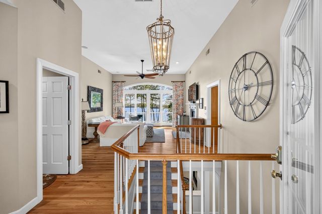 86 Pimlico Pond Road, Mashpee, MA 02649