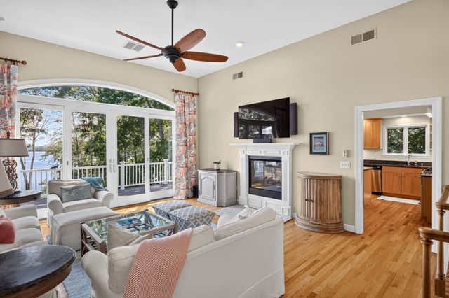 86 Pimlico Pond Road, Mashpee, MA 02649
